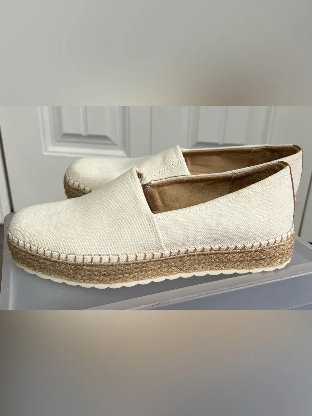 Dr. Scholl’s Women’s Cream Canvas Espadrille Slip-On
